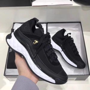 Chanel Replica Shoes/Sneakers/Sleepers Upper Material: Two-Layer Cowhide (Except Cow Suede) Heel Height: Middle Heel (3Cm-5Cm) Heel Height: Middle Heel (3Cm-5Cm) Sole Material: Rubber Closed: Lace Up Style: Leisure Craftsmanship: Glued