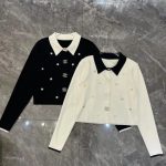 Chanel Replica Clothing Fabric Material: Other/Cashmere Ingredient Content: 51% (Inclusive)¡ª70% (Inclusive) Ingredient Content: 51% (Inclusive)¡ª70% (Inclusive) Main Style: Temperament Lady Popular Elements / Process: Solid Color Clothing Version: Straight Way Of Dressing: Cardigan