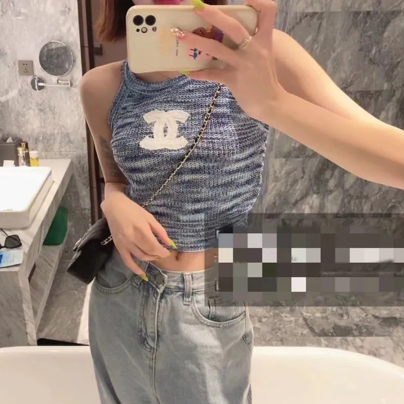 Chanel Replica Abbigliamento Tessuto Materiale: Altro/Altro Combinazione: Singolo Combinazione: Singolo Versione abbigliamento: Slim Fit Lunghezza: Breve Elementi popolari: Tinta unita Stile principale: Caratteristiche di nicchia