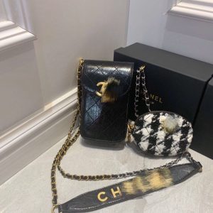 Chanel Replica Bags/Hand Bags Texture: PU Popular Elements: Chain Popular Elements: Chain Style: Europe And America Closed: Package Cover Type