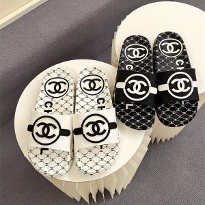 Chanel Replica Shoes/Sneakers/Sleepers Upper Material: Pvc Heel Height: Flat Heel (Less Than Or Equal To 1Cm) Heel Height: Flat Heel (Less Than Or Equal To 1Cm) Sole Material: Pvc Style: Sweet Listing Season: Summer 2022 Craftsmanship: Injection