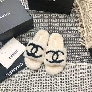 Chanel Replica Shoes/Sneakers/Sleepers Upper Material: Shearling Heel Height: Low Heel (1Cm-3Cm) Heel Height: Low Heel (1Cm-3Cm) Sole Material: Rubber Listing Season: Spring 2022 Craftsmanship: Glued Insole Material: Faux Plush