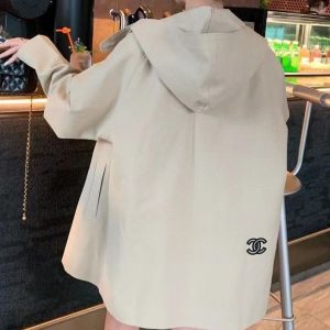 Chanel Replica Clothing Clothing Version: Bat Type Style: Temperament Lady/Little Fragrance Style: Temperament Lady/Little Fragrance Length/Sleeve Length: Mid-Length/Long-Sleeve Popular Elements / Process: Solid Color