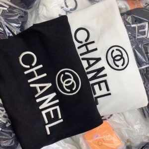 Chanel Replica Clothing Fabric Material: Cotton/Cotton Ingredient Content: 96% (Inclusive)¡ª100% (Exclusive) Ingredient Content: 96% (Inclusive)¡ª100% (Exclusive) Popular Elements: Embroidery
