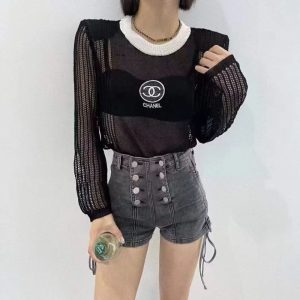 Chanel Replica Clothing Fabric Material: Wool Blend/Nylon Ingredient Content: 81% (Inclusive)¡ª90% (Inclusive) Ingredient Content: 81% (Inclusive)¡ª90% (Inclusive) Style: Simple Commuting/Korean Version Popular Elements / Process: Splicing Clothing Version: Loose Way Of Dressing: Pullover