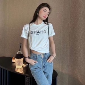 Chanel Replica Clothing Fabric Material: Cotton/Cotton Ingredient Content: 100% Ingredient Content: 100% Popular Elements: Printing Clothing Version: Slim Fit Main Style: Sweet And Fresh Length/Sleeve Length: Regular/Short Sleeve