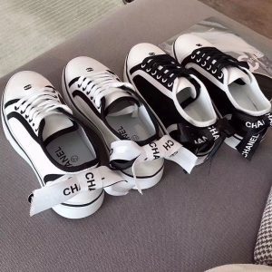 Chanel Replica Shoes/Sneakers/Sleepers Upper Material: Cotton Sole Material: Foam Rubber Sole Material: Foam Rubber Pattern: Solid Color Closed: Lace Up Style: Korean Version Listing Season: Winter 2020