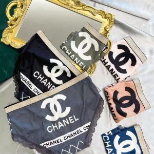 Chanel Replica Clothing Fabric Material: Polyester/Polyester (Polyester) Ingredient Content: 96% (Inclusive)¡ª100% (Exclusive) Ingredient Content: 96% (Inclusive)¡ª100% (Exclusive) Gender: Female Function: Sports Type: Briefs Waistline: Mid Waist