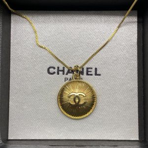 Chanel Replica Jewelry Material Type: Alloy Mosaic Material: No Inlay Mosaic Material: No Inlay Pattern: Stars/Sun/Moon/Clouds/Universe Style: Vintage Gender: Universal