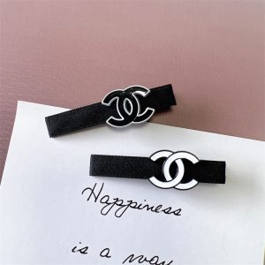 Chanel Replica Jewelry Material: Alloy Style: Light Luxury Style: Light Luxury Hairpin Type: Side Clip For People: Universal Pattern Element: Other