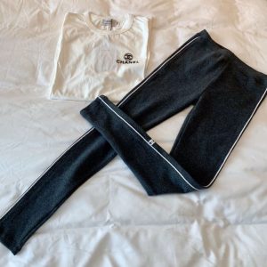 Chanel Replica Clothing Fabric Material: Cotton/Cotton Ingredient Content: 100% Ingredient Content: 100% Length: Long Waistline: Mid Waist Popular Elements: Solid Color Whether To Add Cashmere: Without Velvet