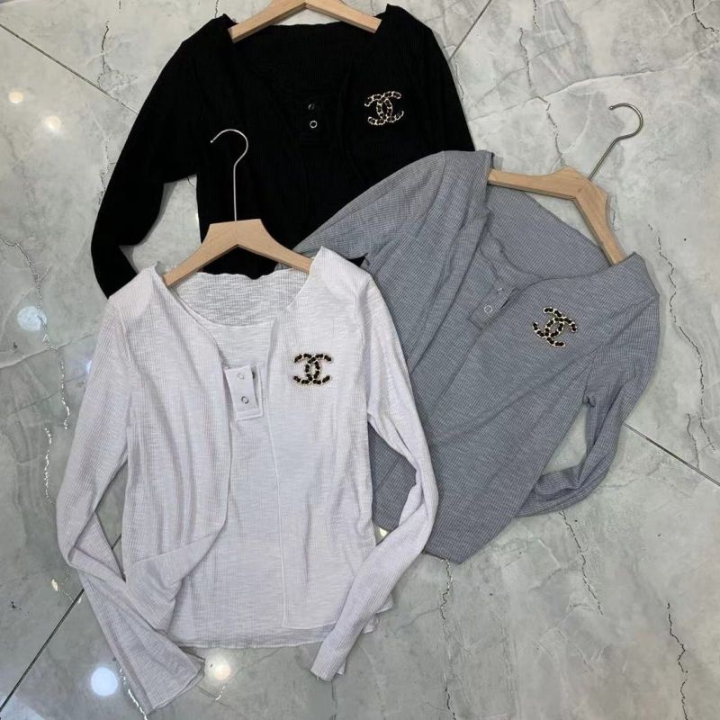 Chanel Replica Clothing Fabric Material: Cotton/Cotton Ingredient Content: 71% (Inclusive)¡ª80% (Inclusive) Ingredient Content: 71% (Inclusive)¡ª80% (Inclusive) Style: Temperament Lady/Little Fragrance Clothing Style Details: Solid Color Clothing Version: Slim Fit Length/Sleeve Length: Short/Long Sleeve
