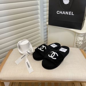 Chanel Replica Shoes/Sneakers/Sleepers Heel Height: Low Heel (1Cm-3Cm) Sole Material: Rubber Sole Material: Rubber Style: Europe And America Listing Season: Fall 2022 Craftsmanship: Glued Heel Style: Flat