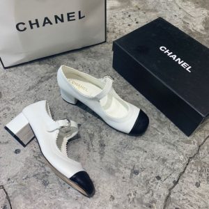 Chanel Replica Shoes/Sneakers/Sleepers Upper Material: Two-Layer Cowhide (Except Cow Suede) Heel Height: Middle Heel (3Cm-5Cm) Heel Height: Middle Heel (3Cm-5Cm) Sole Material: Rubber Closed: Slotted Buckle Style: Europe And America Type: Mary Jane Shoes