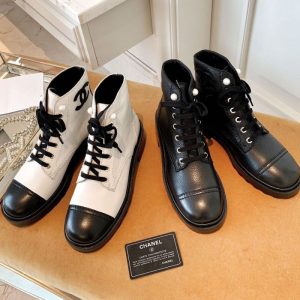 Chanel Replica Shoes/Sneakers/Sleepers Upper Material: Two-Layer Cowhide (Except Cow Suede) Help Tall: Mid-Calf Help Tall: Mid-Calf Heel Height: Middle Heel (3Cm-5Cm) Sole Material: Rubber Closed: Side Zipper Style: Europe And America