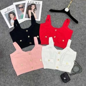 Chanel Replica Clothing Fabric Material: Other/Other Combination: Single Combination: Single Clothing Version: Slim Fit Length: Short Popular Elements: Solid Color Style: Temperament Lady/Little Fragrance
