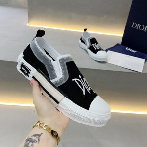 Dior Replica Shoes/Sneakers/Sleepers Brand: Dior Upper Material: Canvas Upper Material: Canvas Sole Material: Rubber Pattern: Solid Color Closed: Slip On Craftsmanship: Glued