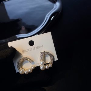 Dior Replica Jewelry Style: Fashion OL Style: Women'S Style: Women'S Modeling: Letters/Numbers/Text Mosaic Material: Zircon Brands: Dior