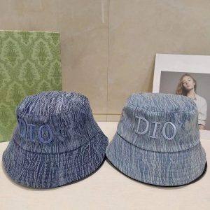 Dior Replica Hats Material: Cotton Style: Wild Style: Wild Pattern: Letter Hat Style: Flat Top Suitable: Youth Brands: Dior