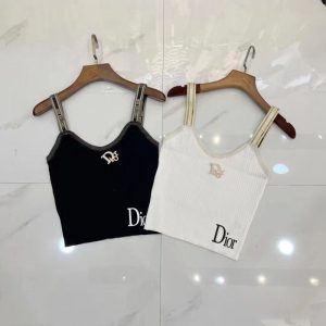 Dior Replica Clothing Fabric Material: Other/Other Combination: Single Combination: Single Clothing Version: Slim Fit Length: Short Popular Elements: Three-Dimensional Decoration