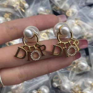 Dior Replica Jewelry Material: Copper Style: Women'S Style: Women'S Modeling: Letters/Numbers/Text Brands: Dior