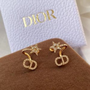 Dior Replica Jewelry Brand: Dior Mosaic Material: 925 Silver Mosaic Material: 925 Silver Style: Elegant Craft: Gold Inlaid Pattern: Plant Flowers For People: Female
