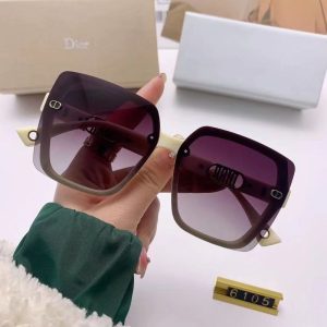 Dior Replica Sunglasses For People: Universal Lens Material: PC Lens Material: PC Frame Shape: Square Frame Material: Resin Functional Use: Anti-Glare