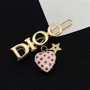 Dior Replica Jewelry Style: Vintage Style: Women'S Style: Women'S Modeling: Fruit Hairpin Classification: Duckbill Clip Brands: Dior