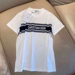 Dior Replica Clothing Fabric Material: Cotton/Cotton Ingredient Content: 96% (Inclusive)¡ª100% (Exclusive) Ingredient Content: 96% (Inclusive)¡ª100% (Exclusive) Popular Elements: Printing Clothing Version: Conventional Style: Temperament Ladies/Ins Wind Length/Sleeve Length: Regular/Short Sleeve