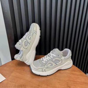 Dior Replica Shoes/Sneakers/Sleepers Style: Leisure Gender: Unisex / Unisex Gender: Unisex / Unisex Upper Material: Split Leather Toe: Round Toe Pattern: Letter Sole Material: Complex