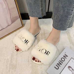 Dior Replica Shoes/Sneakers/Sleepers Sole Material: Rubber Gender: Female Gender: Female Thickness: Normal Thick Pattern: Solid Color Toe: Round Toe Heel Shape: Flat