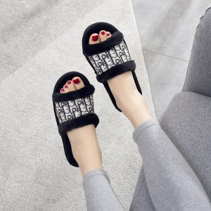 Dior Replica Shoes/Sneakers/Sleepers Sole Material: PVC Upper Material: Rabbit Fur Upper Material: Rabbit Fur Gender: Female Thickness: Thickened Pattern: Letter Heel Height: Flat Heel