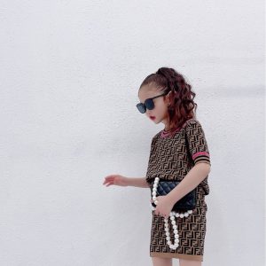 Fendi Replica Clothing Gender: Girls Set Type: Skirt Suit Set Type: Skirt Suit Number Of Kits: Two Piece Set Sleeve Length: Short Sleeve Thickness: Ordinary Pattern: Letter