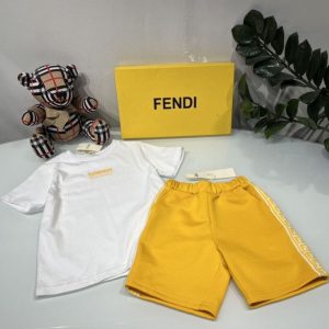 Fendi Replica Child Clothing Fabric Material: Cotton/Cotton Ingredient Content: 51% (Inclusive)¡ª70% (Inclusive) Ingredient Content: 51% (Inclusive)¡ª70% (Inclusive) Gender: Universal Popular Elements: Print