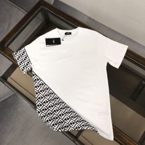 Fendi Replica Men Clothing Fabric Material: Other/Polyester (Polyester Fiber) Ingredient Content: 91% (Inclusive) - 95% (Inclusive) Ingredient Content: 91% (Inclusive) - 95% (Inclusive) Collar: Round Neck Version: Slim Fit Sleeve Length: Short Sleeve Clothing Style Details: Printing