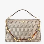 Fendi Replica Bags/Hand Bags Texture: Silk Popular Elements: Printing Popular Elements: Printing Style: Fashion Closed: Zipper Suitable Age: Youth (18-25 Years Old)