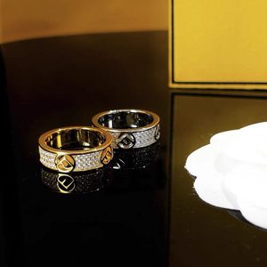 Fendi Replica Jewelry Ring Material: Copper Mosaic Material: Rhinestones Mosaic Material: Rhinestones Pattern: Cross/Crown/Roman Numerals Style: Elegant Gender: Universal