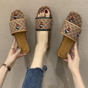 Gucci Replica Shoes/Sneakers/Sleepers Style: Leisure Upper Material: Synthetic Leather Upper Material: Synthetic Leather Pattern: Cartoon Lining Material: Imitation Leather Closed: Slip On Heel Shape: Flat Heel