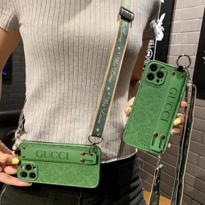 Gucci Replica Iphone Case Brand: Gucci Protective Cover Texture: Soft Glue Protective Cover Texture: Soft Glue Type: All-Inclusive
