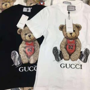 Gucci Replica Clothing Fabric Material: Cotton/Cotton Ingredient Content: 100% Ingredient Content: 100% Popular Elements: Printing Clothing Version: Loose Main Style: Sweet And Fresh Length/Sleeve Length: Regular/Short Sleeve