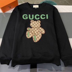 Gucci Replica Clothing Fabric Material: Polyester/Polyester (Polyester Fiber) Ingredient Content: 91% (Inclusive) - 95% (Inclusive) Ingredient Content: 91% (Inclusive) - 95% (Inclusive) Dress Style: Pullover Clothing Style Details: Printing Collar: Round Neck