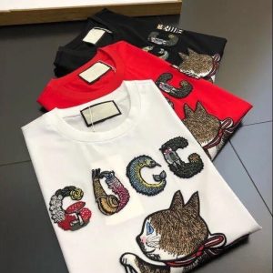 Gucci Replica Clothing Fabric Material: Cotton/Cotton Ingredient Content: 91% (Inclusive)¡ª95% (Inclusive) Ingredient Content: 91% (Inclusive)¡ª95% (Inclusive) Collar: Crew Neck Version: Conventional Sleeve Length: Short Sleeve Clothing Style Details: Printing