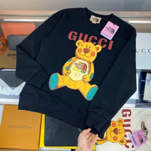 Gucci Replica Child Clothing Fabric Material: Cotton/Cotton Ingredient Content: 71% (Inclusive)¡ª80% (Inclusive) Ingredient Content: 71% (Inclusive)¡ª80% (Inclusive) Gender: Universal Pattern: Cartoon Popular Elements: Printing Way Of Dressing: Pullover