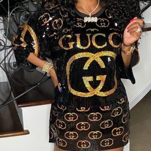 Gucci Replica Clothing Brand: Gucci Fabric Material: Other/Other Fabric Material: Other/Other Ingredient Content: 91% (Inclusive) - 95% (Inclusive) Style: Sweet And Fresh/Japanese Popular Elements / Process: Sequins Combination: Single
