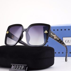 Gucci Replica Sunglasses For People: Female Lens Material: Resin Lens Material: Resin Frame Shape: Square Style: Korean Version Frame Material: TR Functional Use: Outdoor