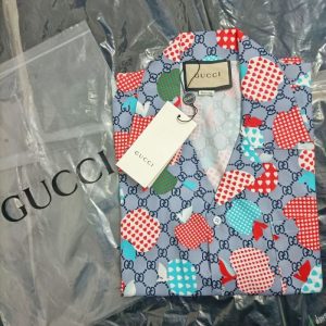 Gucci Replica Clothing Fabric Material: Other Version: Loose Version: Loose Sleeve Length: Short Sleeve Clothing Style Details: Button