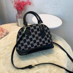 Gucci Replica Bags/Hand Bags Texture: PVC Type: Small Square Bag Type: Small Square Bag Style: Sweet Closed: Zipper Size: 27*18*11.5cm