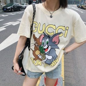 Gucci Replica Clothing Fabric Material: Cotton/Cotton Ingredient Content: 96% (Inclusive)¡ª100% (Exclusive) Ingredient Content: 96% (Inclusive)¡ª100% (Exclusive) Popular Elements: Printing Clothing Version: Conventional Style: Simple Commuting/Europe And America Length/Sleeve Length: Regular/Short Sleeve