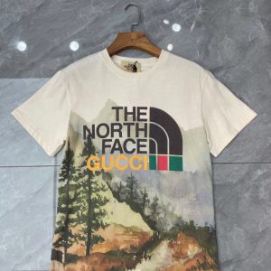Gucci Replica Clothing Fabric Material: Cotton/Cotton Ingredient Content: 91% (Inclusive) - 95% (Inclusive) Ingredient Content: 91% (Inclusive) - 95% (Inclusive) Collar: Round Neck Version: Loose Sleeve Length: Short Sleeve Clothing Style Details: Printing
