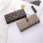 Gucci Replica Bags Material: PVC Closure Type: Buckle Bag Shape: Horizontal Square Closure Type: Buckle Pattern: Letter Hardness: Middle Length: Medium And Long Lining Material: Genuine Leather Series: Printing